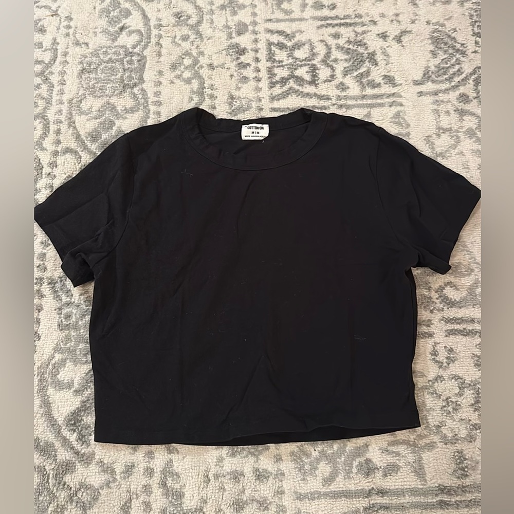 black crop top